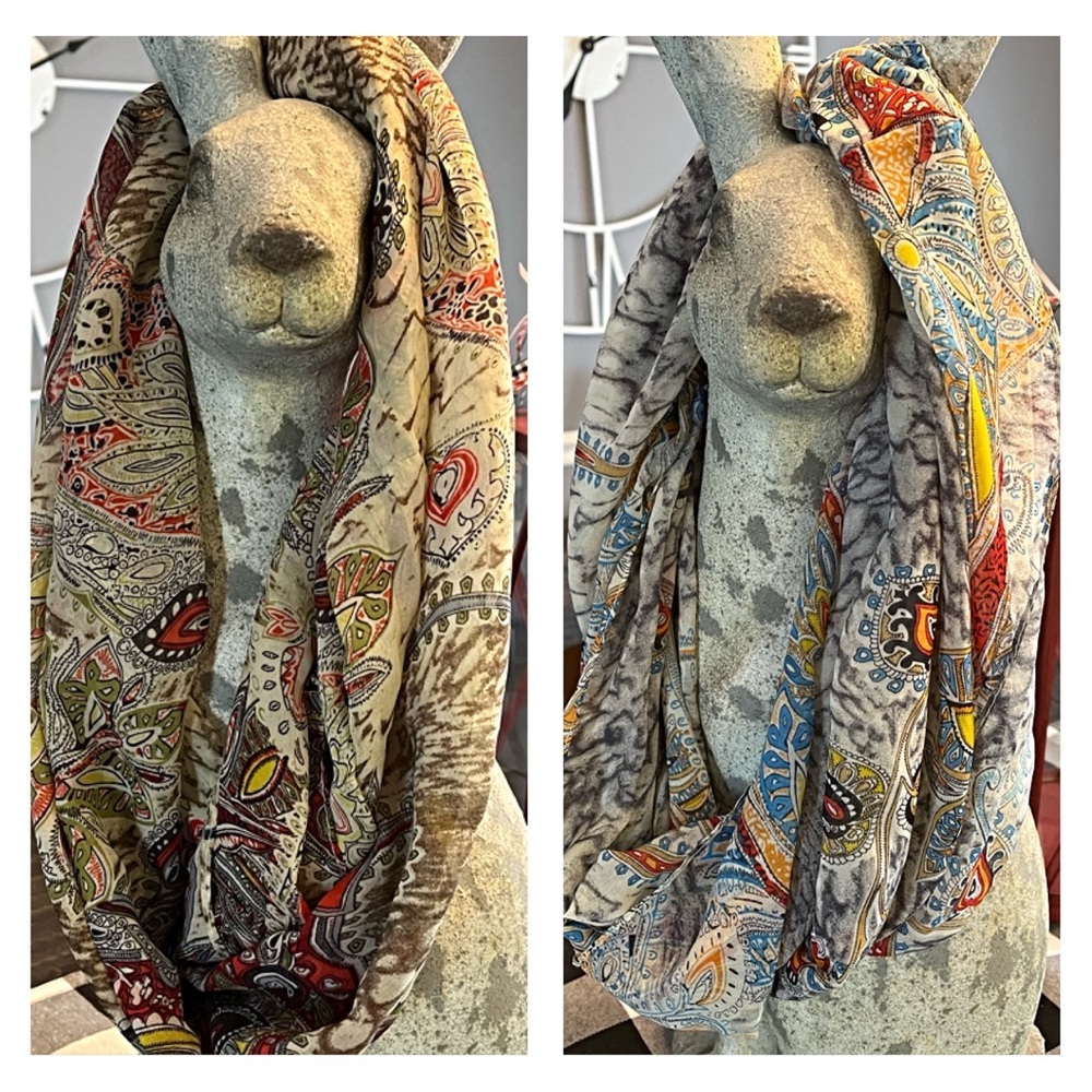 Set of 2 Infinity Scarves 🧣